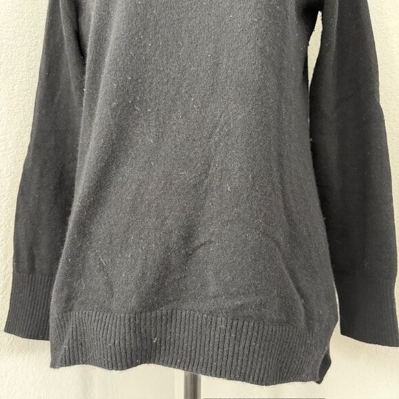 LL Bean 100% Cashmere Black Cowl Turtleneck Sweater Medium - Picture 7 of 11